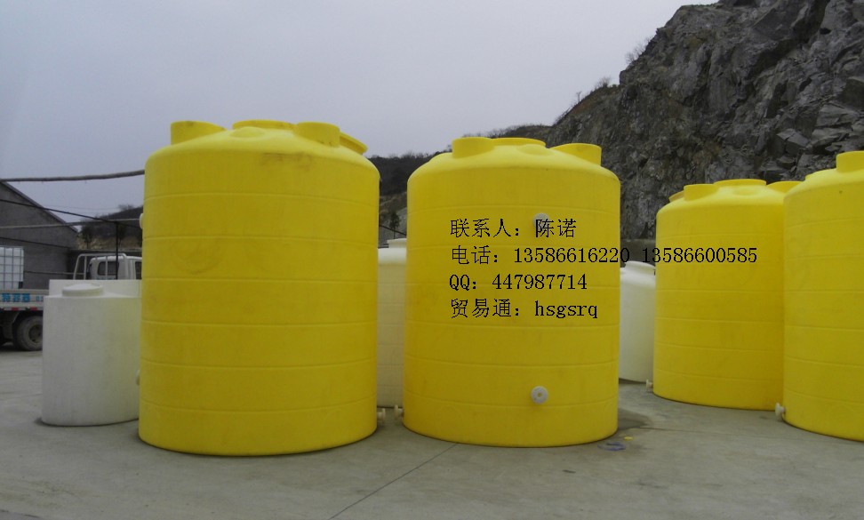 大型PE水箱与水泥助磨剂储罐 工业存储的可靠选择